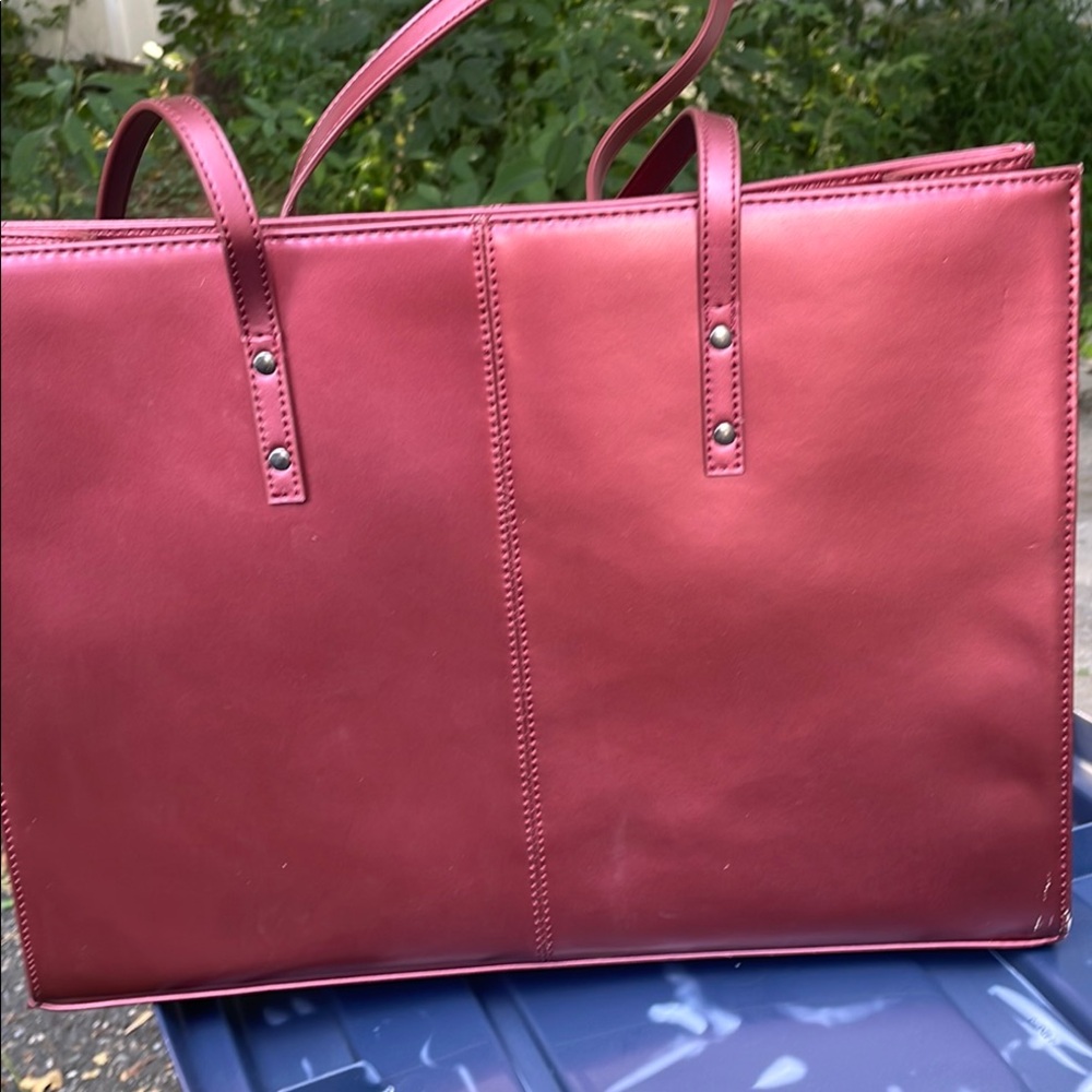 Wilson’s Leather Classic Women's Leather Tote Bag in Deep Rose